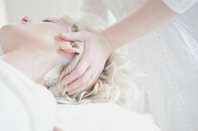 Bild craniosacrale Osteopathie